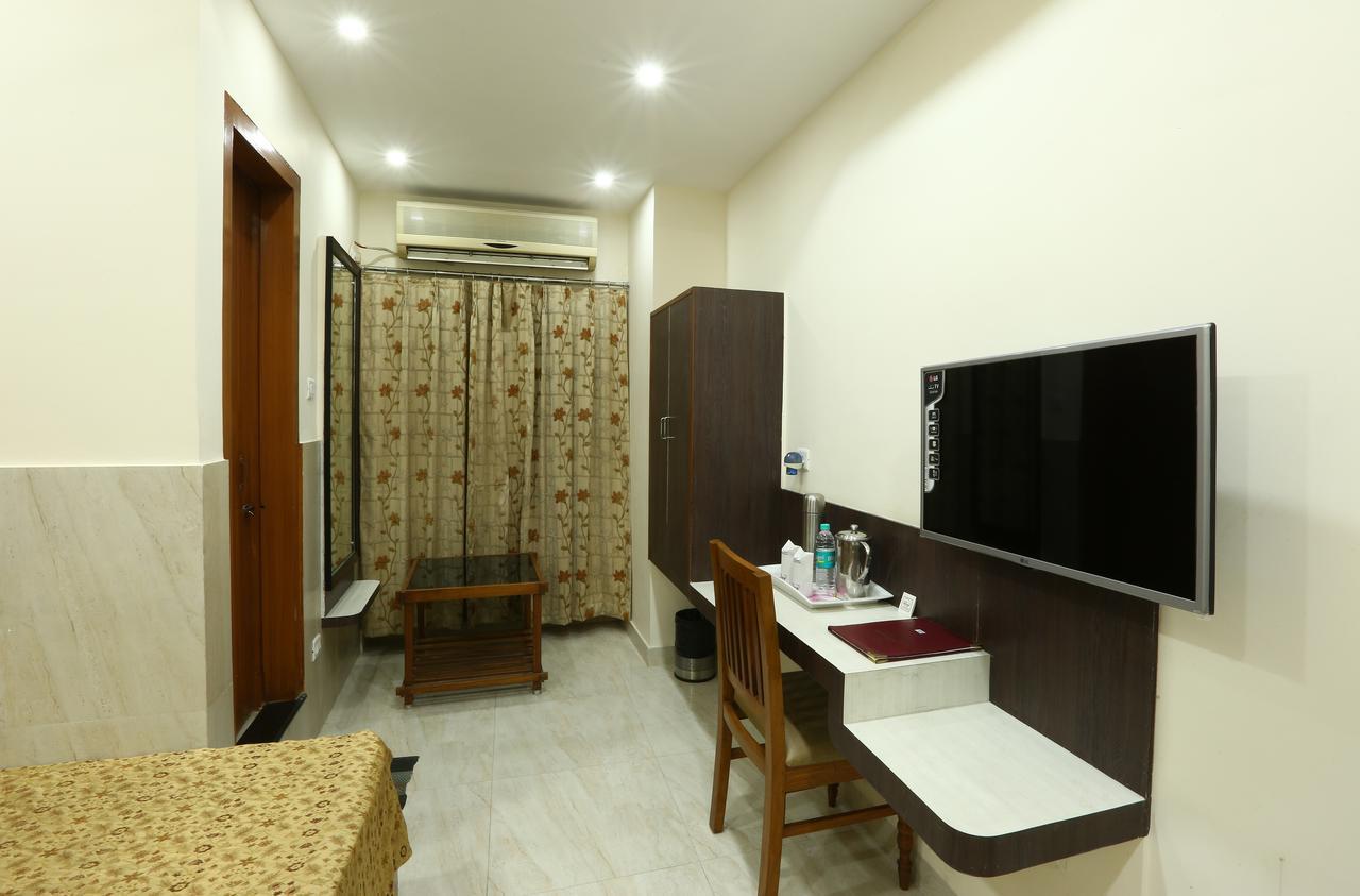 Hotel Sunview International กูวาฮาติ ภายนอก รูปภาพ